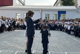 Школьная жизнь началась для первоклашек Уральска 📷
