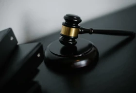 Білім беру бөлімінің басшысы мен 7 есепші сотталды
