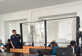 В Актобе начался суд над целительницей, оформлявшей кредиты на своих «пациентов»