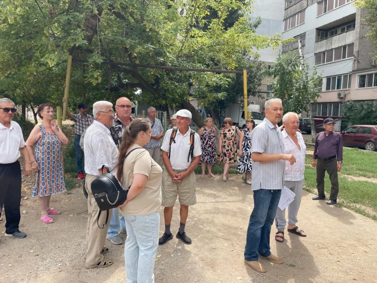Жильцы многоэтажки в Уральске пожаловались на председателя КСК | Мой Город Жильцы многоэтажки в Уральске пожаловались на председателя КСК
