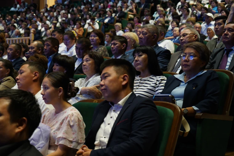 БҚО-ның алты білім ордасы республиканың үздік мектептер қатарына кірді | Мой Город БҚО-ның алты білім ордасы республиканың үздік мектептер қатарына кірді