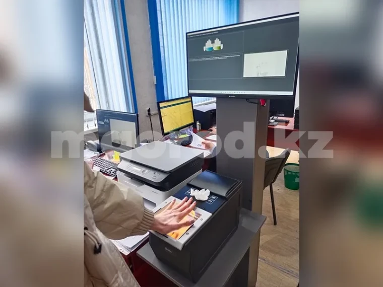 В ЗКО у 668 иностранцев взяли отпечатки пальцев | Мой Город В ЗКО у 668 иностранцев взяли отпечатки пальцев
