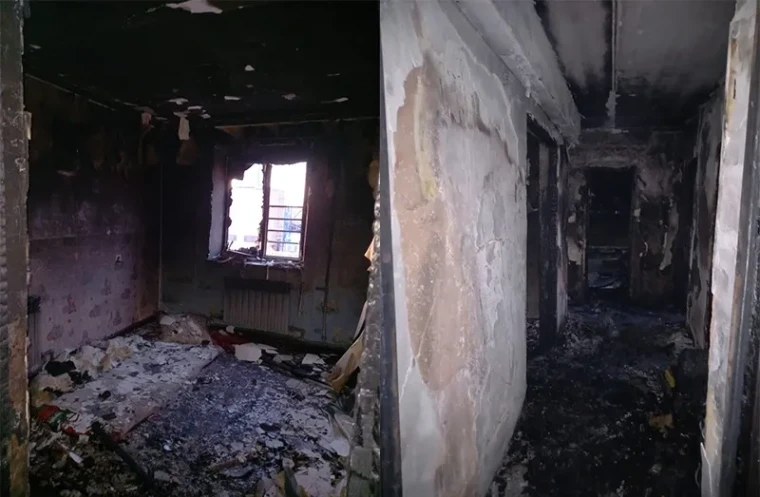 Гибель двоих детей в Атырауской области: полицейские задержали подозреваемого в убийстве и поджоге | Мой Город Гибель двоих детей в Атырауской области: полицейские задержали подозреваемого в убийстве и поджоге