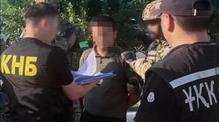 В КНБ РК прокомментировали громкое задержание вымогателей в Уральске | Мой Город В КНБ РК прокомментировали громкое задержание вымогателей в Уральске