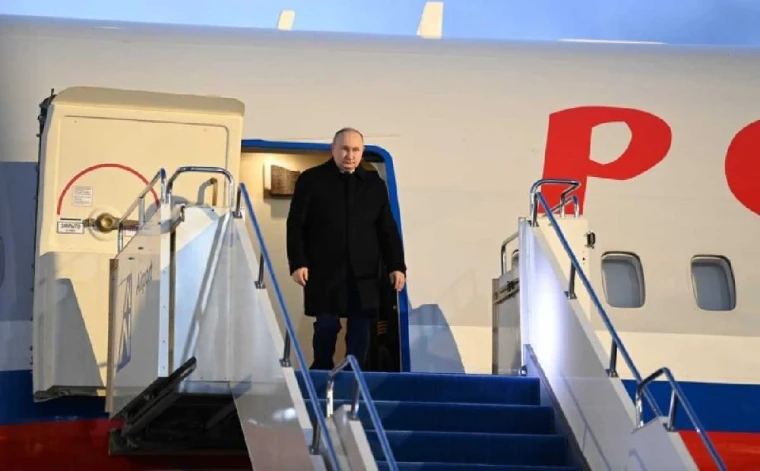 Путина встречают в Астане
