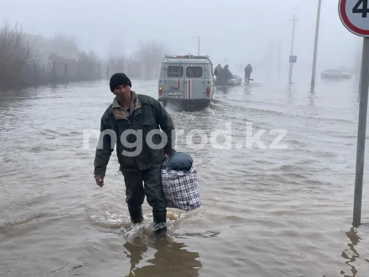 Паводок в ЗКО: что говорят жители затопленного села