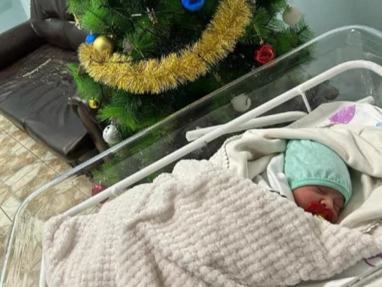 14 детей родились в новогоднюю ночь в ЗКО | Мой Город 14 детей родились в новогоднюю ночь в ЗКО