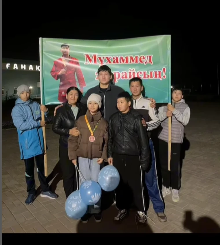 Спортсмен из ЗКО завоевал «бронзу» на чемпионате мира по самбо | Мой Город Спортсмен из ЗКО завоевал «бронзу» на чемпионате мира по самбо