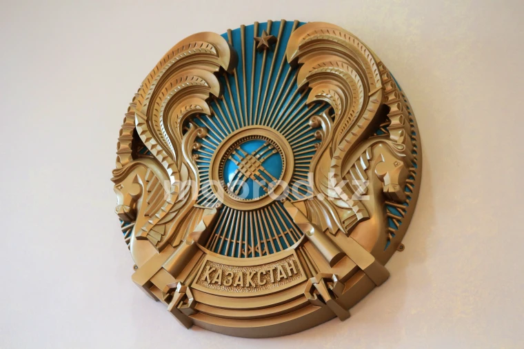 Герб могут изменить в Казахстане
