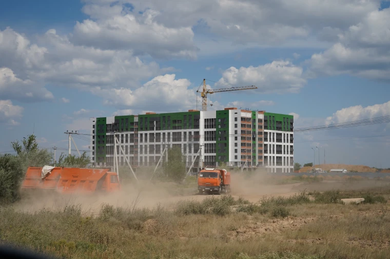 Пять домов сдадут в эксплуатацию до конца года в новом микрорайоне Уральска