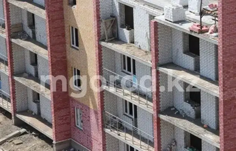 Девять многоэтажек строятся для жителей аварийных домов в Уральске | Мой Город Девять многоэтажек строятся для жителей аварийных домов в Уральске