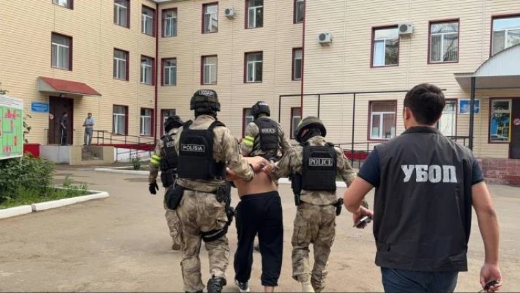 Охранники ночного клуба регулярно избивали посетителей в Уральске | Мой Город Охранники ночного клуба регулярно избивали посетителей в Уральске