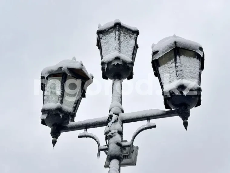 Первый снег выпал в Алматы