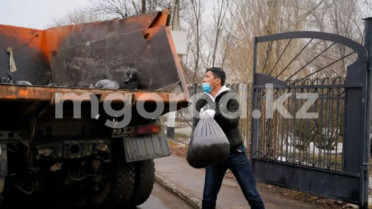Аким приглашает уральцев на субботник | Мой Город Аким приглашает уральцев на субботник