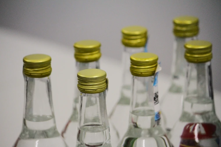 Запретить продажу алкоголя в магазинах и супермаркетах предложили в Казахстане