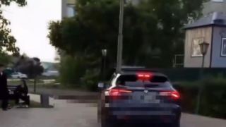 Changan проехался по скверу в Уральске