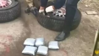 Прятали «товар» в автопокрышках: в Казахстане осудили участников крупной ОПГ