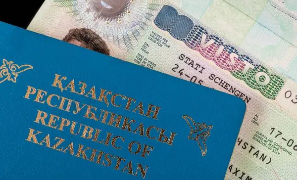 Казахстанцам станет проще получать шенгенские визы: в МИД рассказали о соглашении с ЕС
