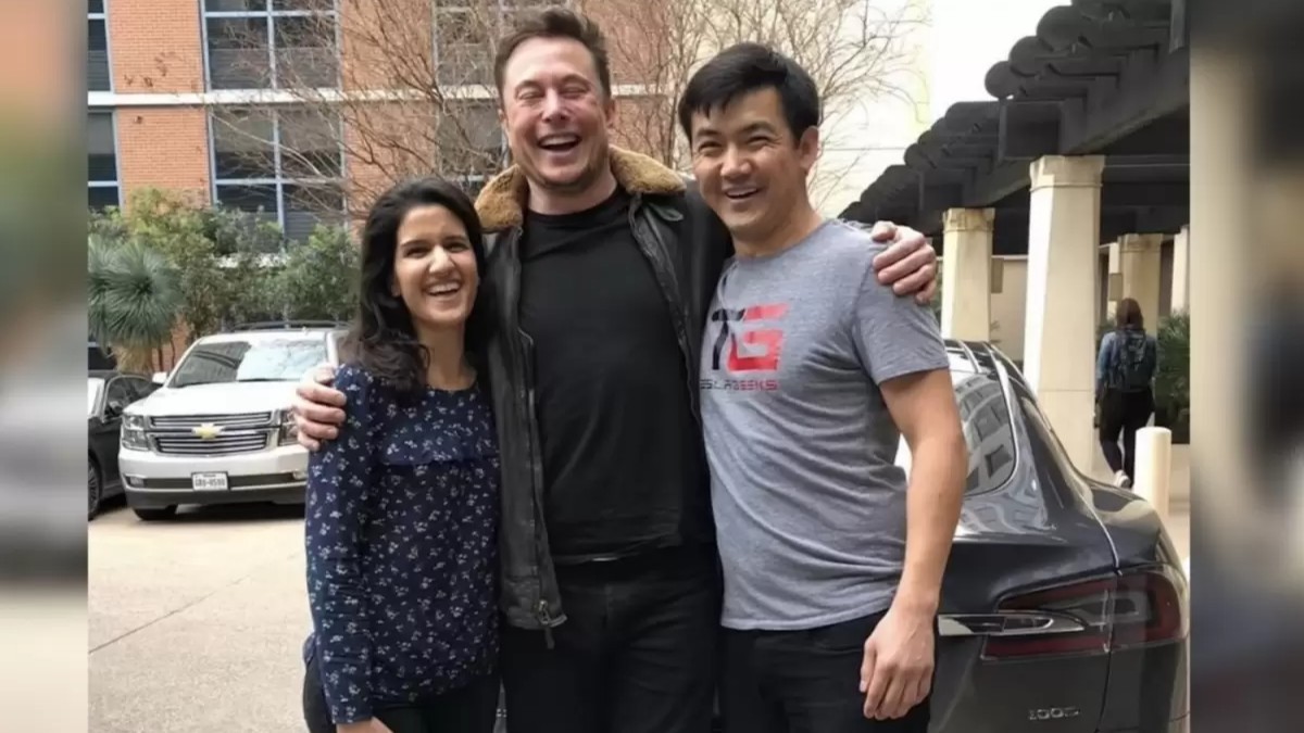Уроженец Жанаозена подружился с Илоном Маскоми стал инвестором Tesla