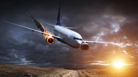 Самая загадочная авиакатастрофа в истории: 107 человек пропали вместе с самолетом