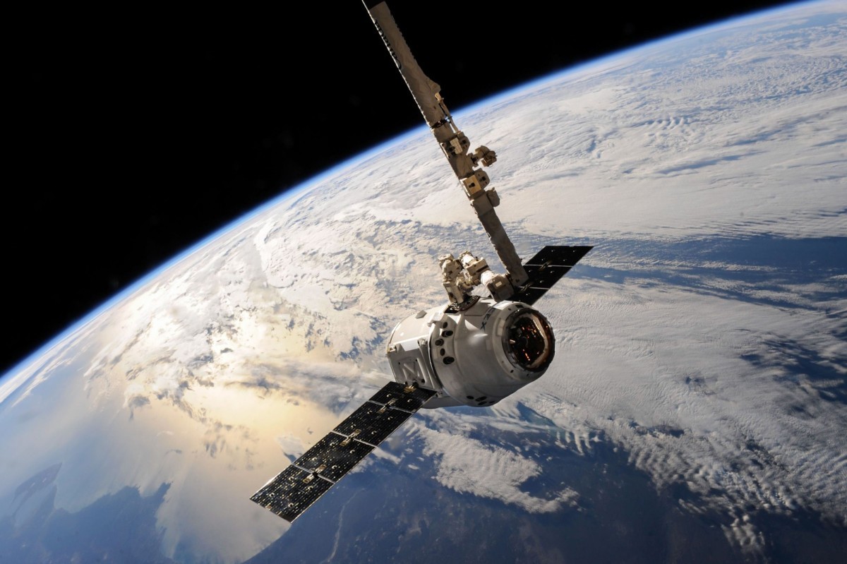 Казахстан создаст новый спутник связи KazSat-3R за 10,4 млрд тенге