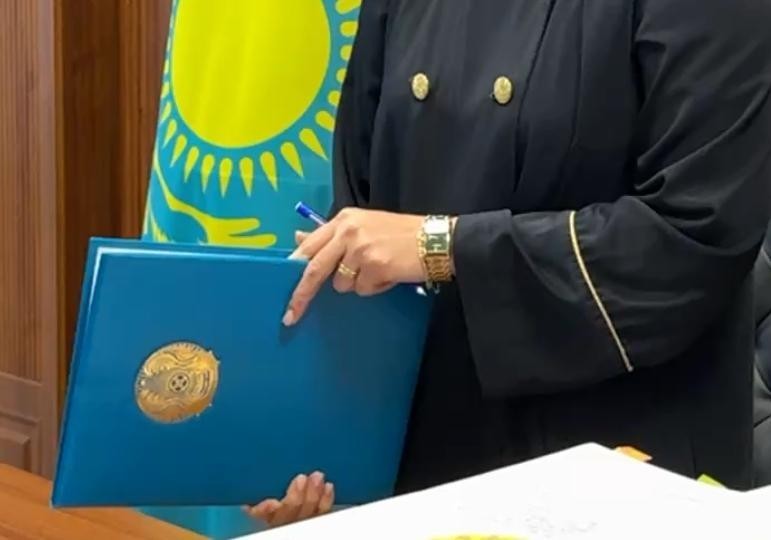 Ақтауда шаш жұлысып, төбелес шығарған ару жауапқа тартылды