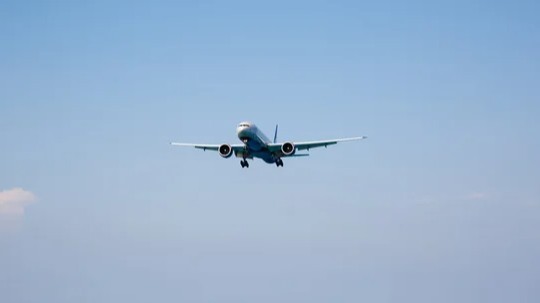 Он просто исчез над Тихим океаном: тайна загадочной авиакатастрофы