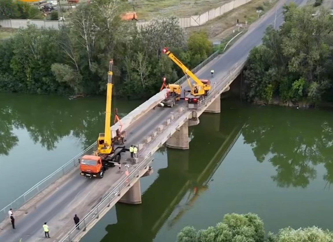 Мост через реку Чаган временно перекроют в Уральске