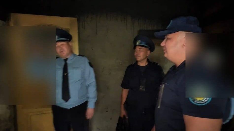 Почти 2 тысячи жителей ЗКО находятся под контролем полицейских