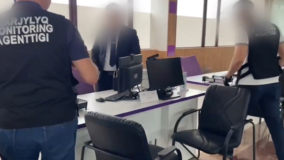 СпецЦОНы, нотариусы и подставные лица: в Алматинской области осудили 17 участников ОПГ