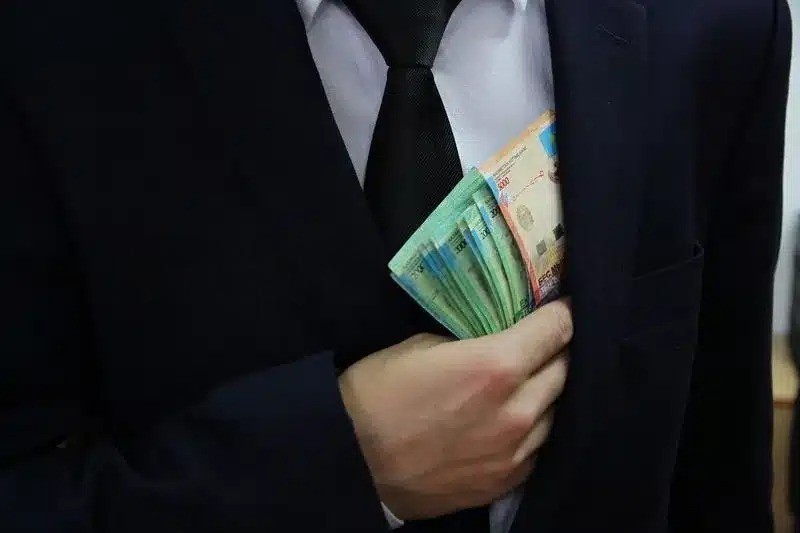 Свыше 3,7 млрд тенге ущерба: КНБ подвел итоги антикоррупционной работы за два месяца