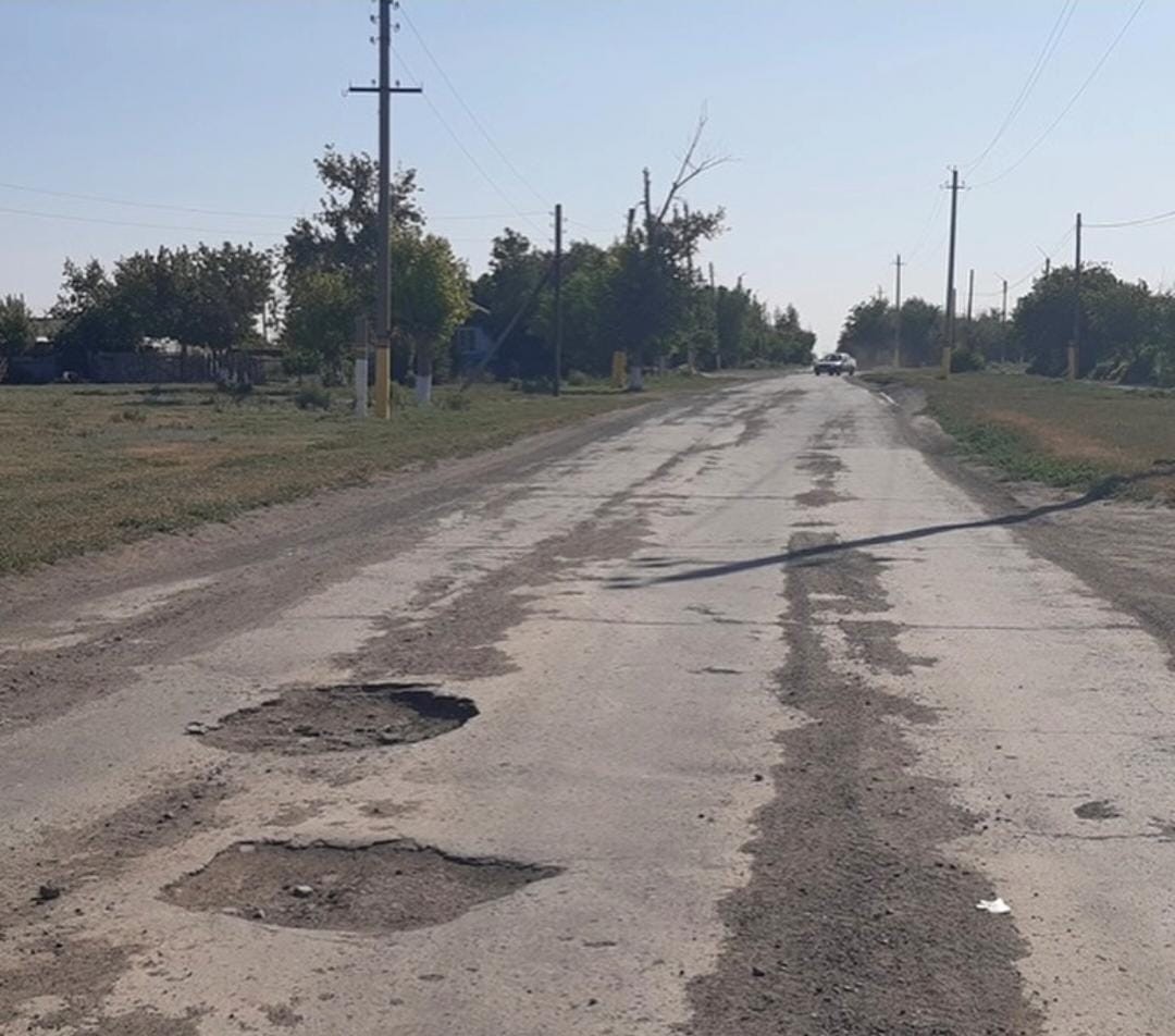 Сельского акима ЗКО и директора ТОО судят за некачественный ремонт дорог