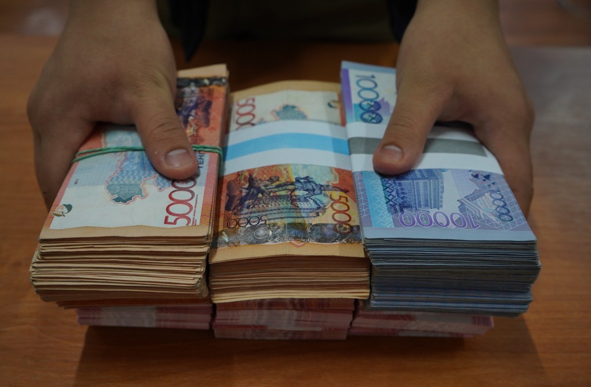 Маңғыстауда алимент төлеуден жалтарып жүргендерден 37 млн теңге өндірілді