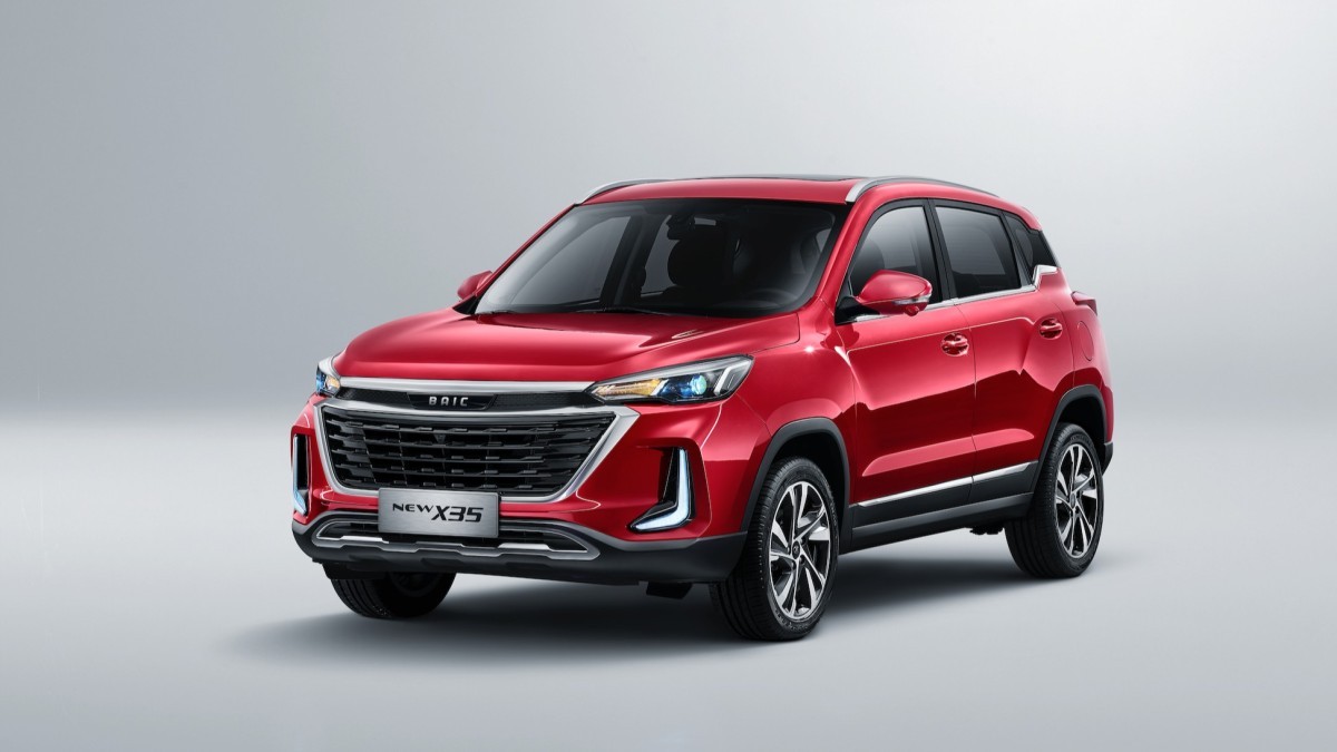 BAIC X35 в Казахстане: оснащение, возможности и стоимость городского кроссовера.