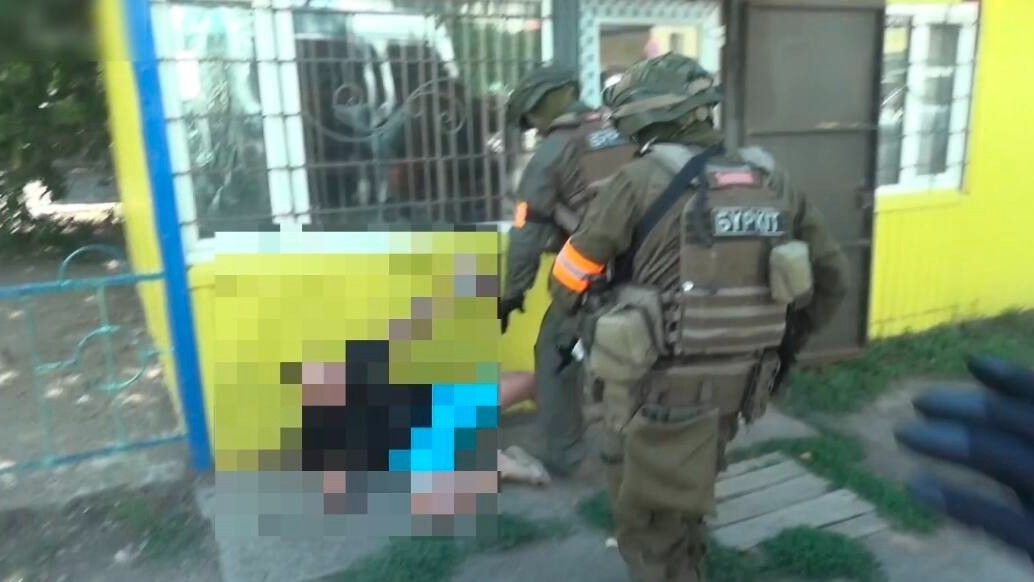 В ЗКО «накрыли» интернет-магазин наркотиков с подпольной лабораторией