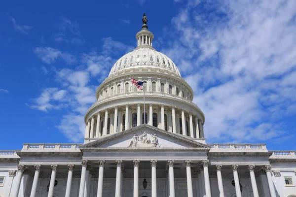 Сенат США впервые одобрил резолюцию против войны с Ираном