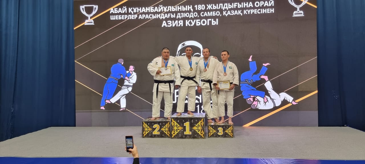 Спортсмены ЗКО привезли шесть медалей с Кубка Азии