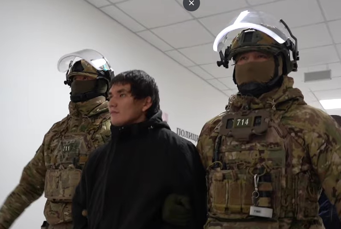 В полиции назвали мотив убийства семьи в Атырау