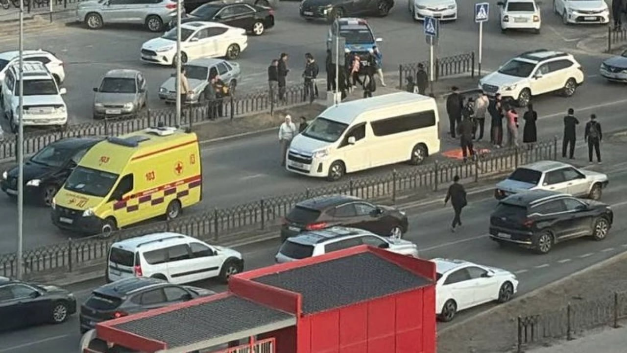 В Атырау на пешеходном переходе насмерть сбили ребенка