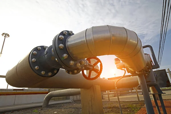 В России пояснили, почему экспорт казахстанской нефти в Германию уходит с «Дружбы»