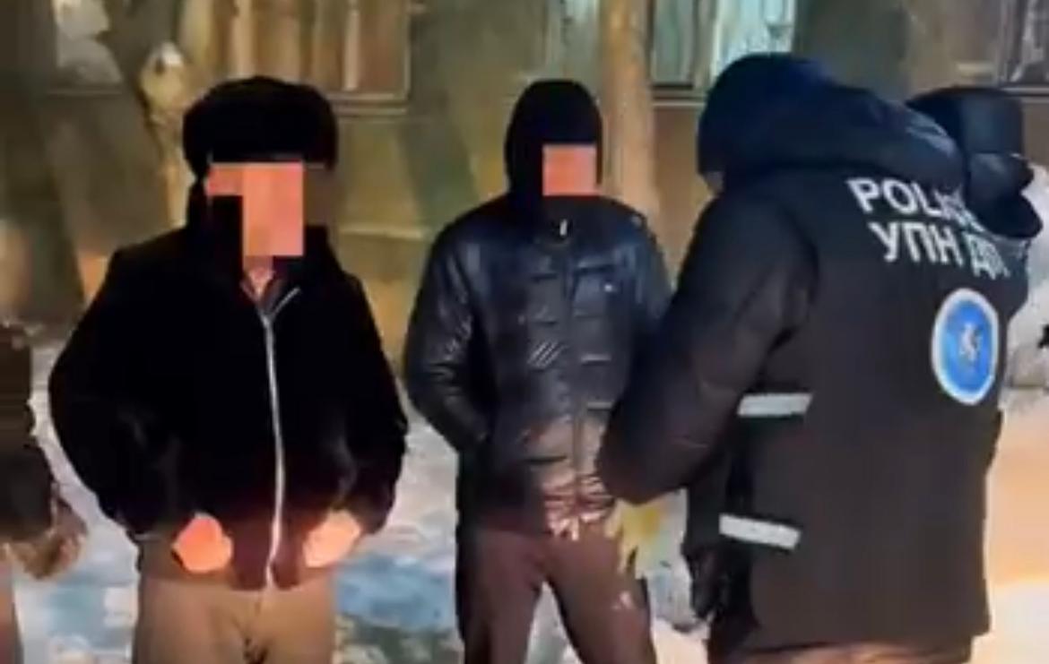 В Актобе провели задержание с участием спецназа
