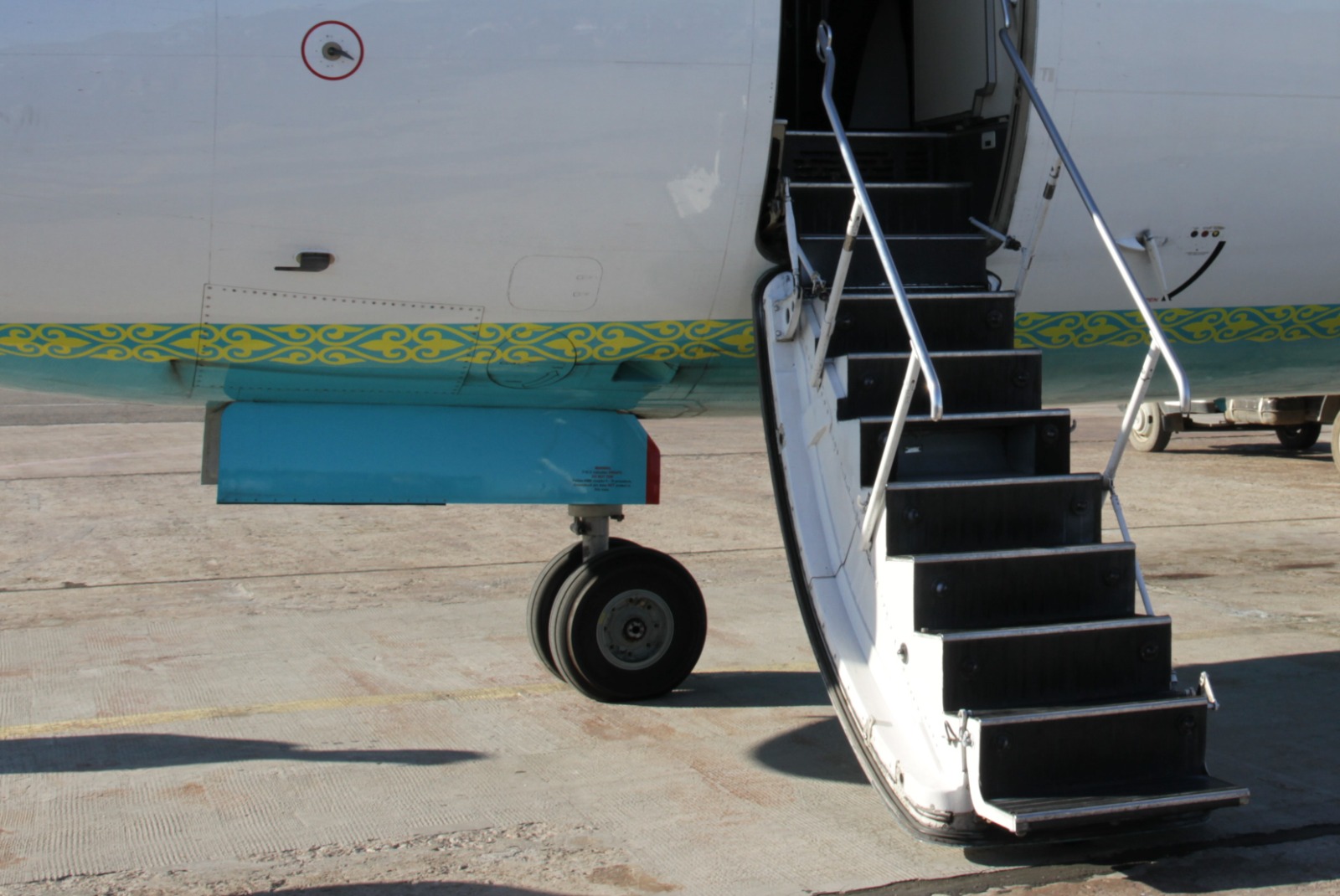 Депутат предложил запустить авиасообщение Атырау – Уральск
