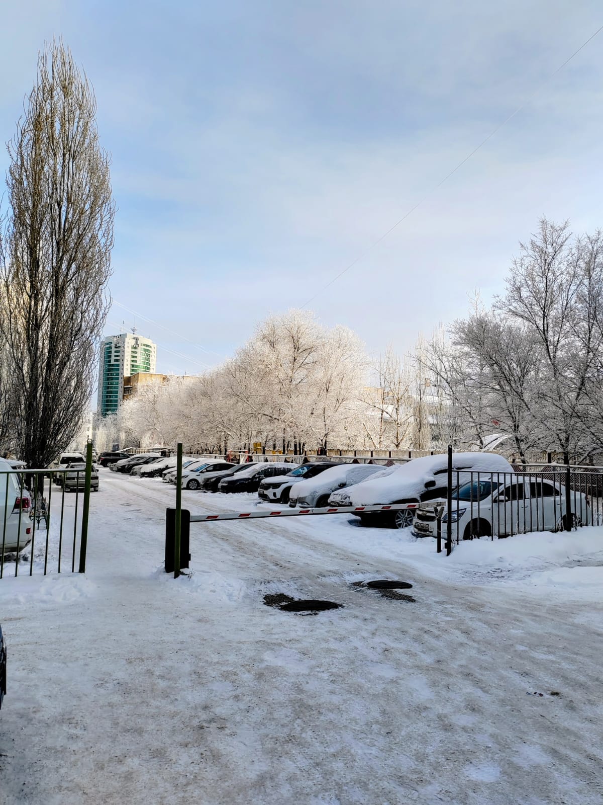 Гололёд в Актобе: травмпункты работают в авральном режиме