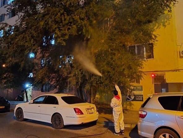 Жителей Атырау попросили не открывать ночью окна квартир