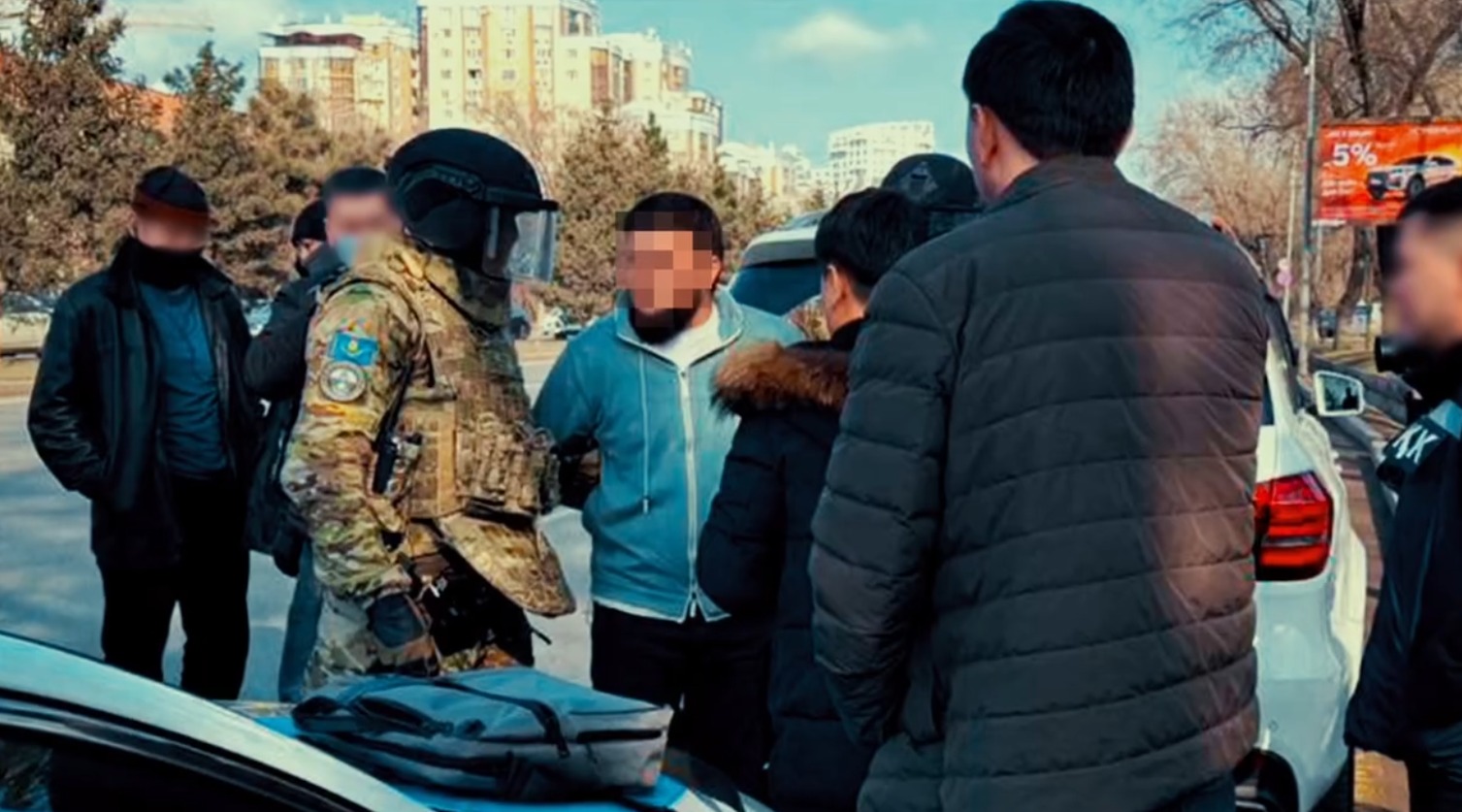 20 человек задержали во время спецоперации в Казахстане