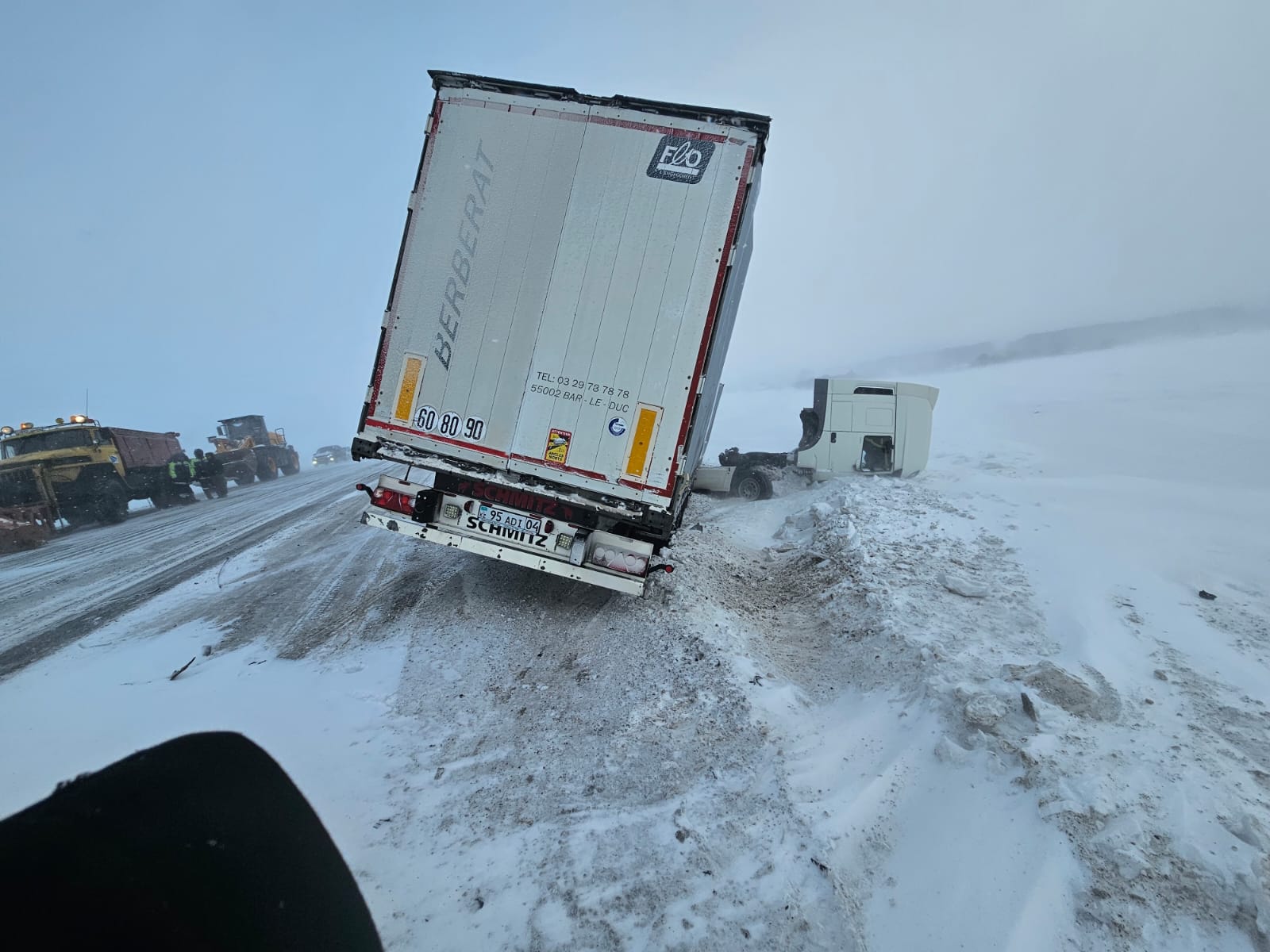Смертельное ДТП на трассе Актобе–Орск: погибли четыре человека