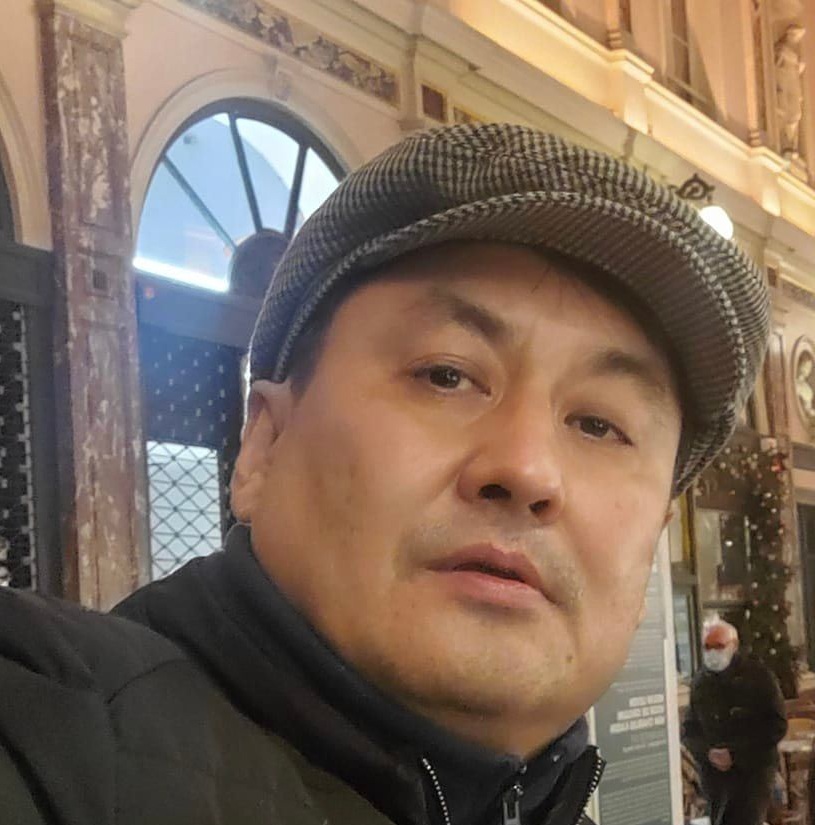 «Кто из нас защищён?»: Куат Домбай призвал создать спецгруппу для борьбы с мошенниками после гибели 21-летней девушки