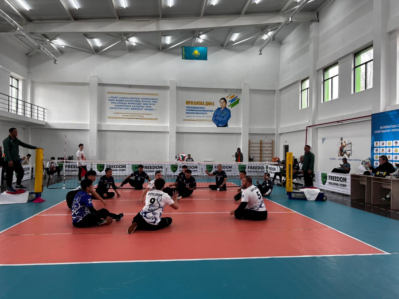 Оралда параволейболдан республикалық чемпионаттың алғашқы кезеңі басталды