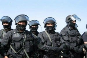 Атырау. Полиция и солдаты заблокировали микрорайон «Болашак»