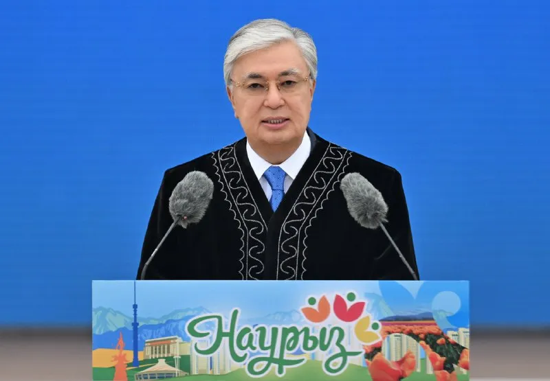 Токаев поздравил казахстанцев с Наурызом